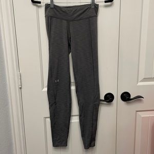 Under Armour cold gear gray leggings small